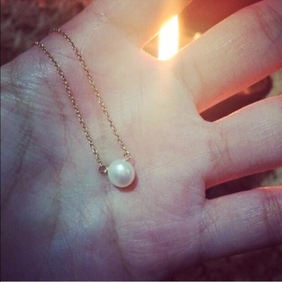 Gold Pearl Love Imitation Chain Dainty Necklace - Picture 2 of 4